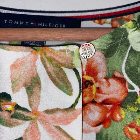 Tommy Hilfiger L Floral Blouse Garden Print Boho Bright Spring Summer Top Resort - Picture 8 of 10
